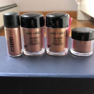 Set of 4 loose pigment eyeshadows